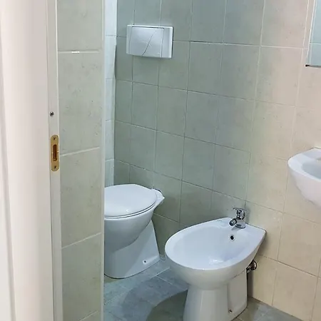 Apartment Studio Garden Center Special Place For Digital Nomad More Less Pay Contact Us 0 0 3 9 3 4 9 1 0 2 6 1 6 1 *