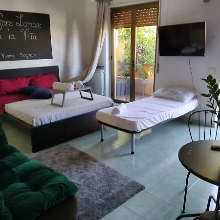 Apartment Studio Garden Center Special Place For Digital Nomad More Less Pay Contact Us 0 0 3 9 3 4 9 1 0 2 6 1 6 1 Taormina